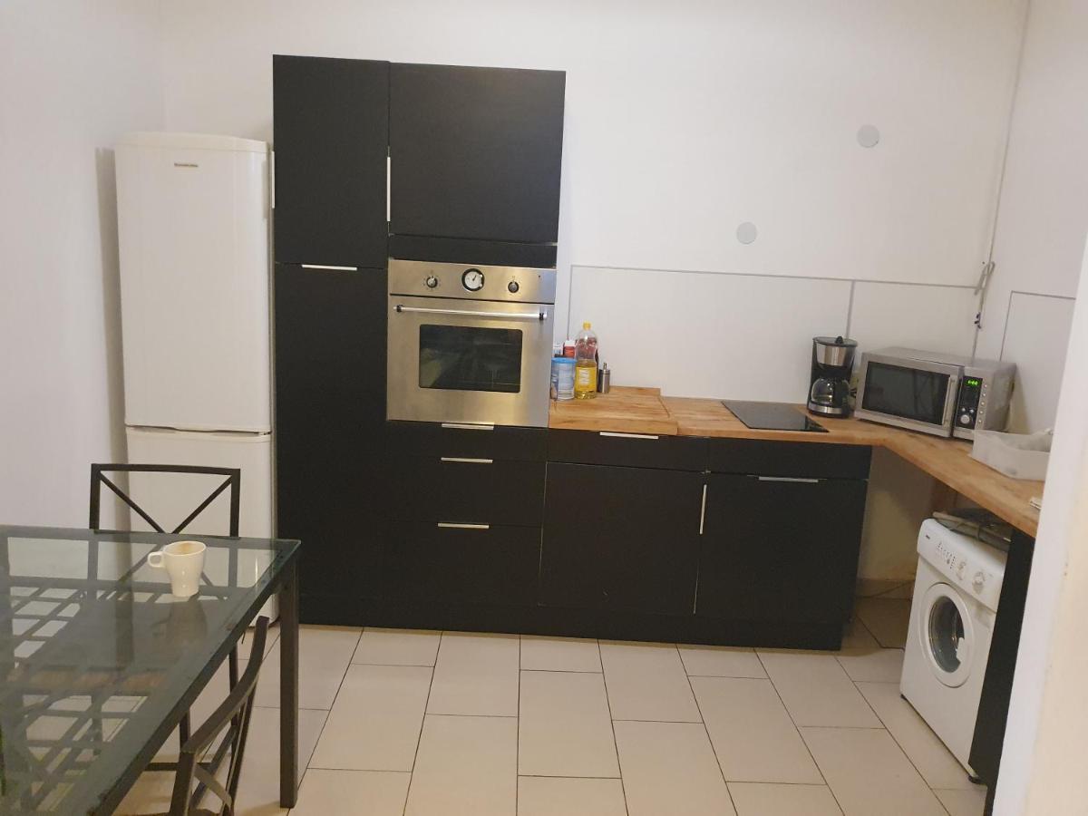 Spacious Apartment Near The Center Wenen Buitenkant foto